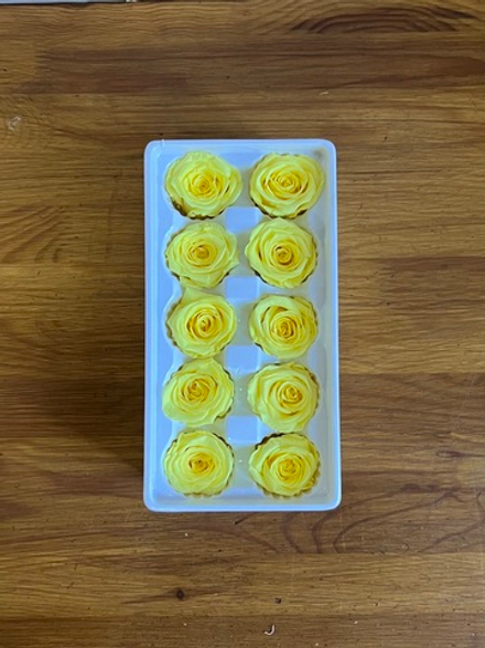 Роза классическая желтая d=3,5-4 см (упак 10 шт)