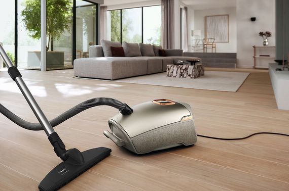 Пылесос Miele SUMF0 Guard L1 AllFloor Titanium перламутровый