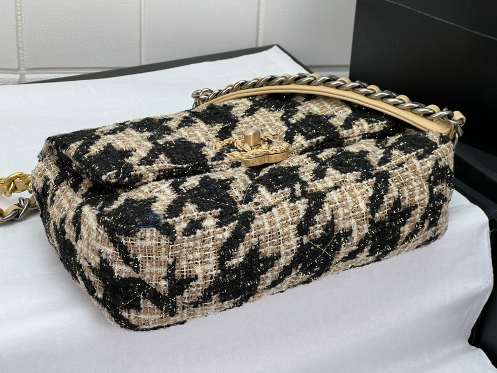 Chanel 19 Bag (2 sizes)