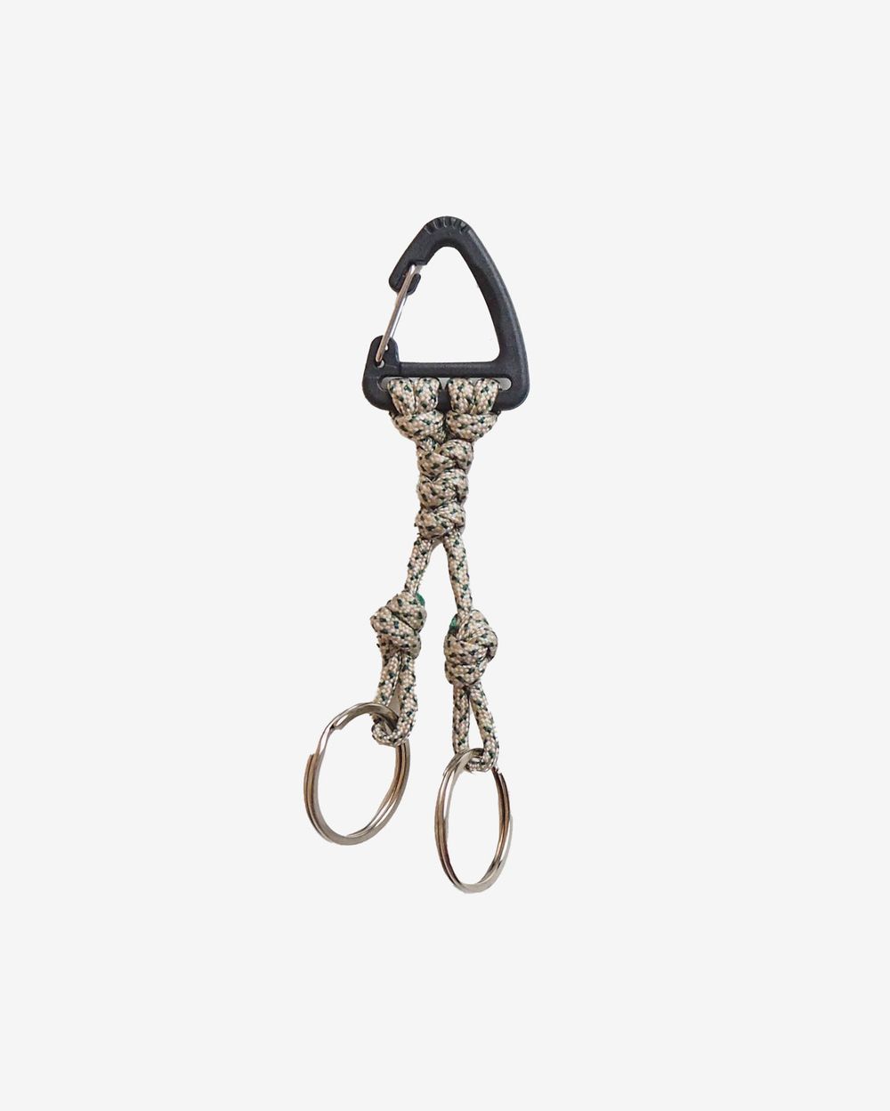 Брелок Ack Items Треугольник (бело-черный шнурок)