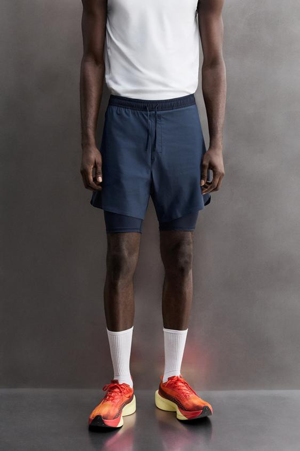 ZARA БАЗОВЫЕ СПОРТИВНЫЕ ШОРТЫ 2 В 1, МОРСКОЙ СИНИЙ