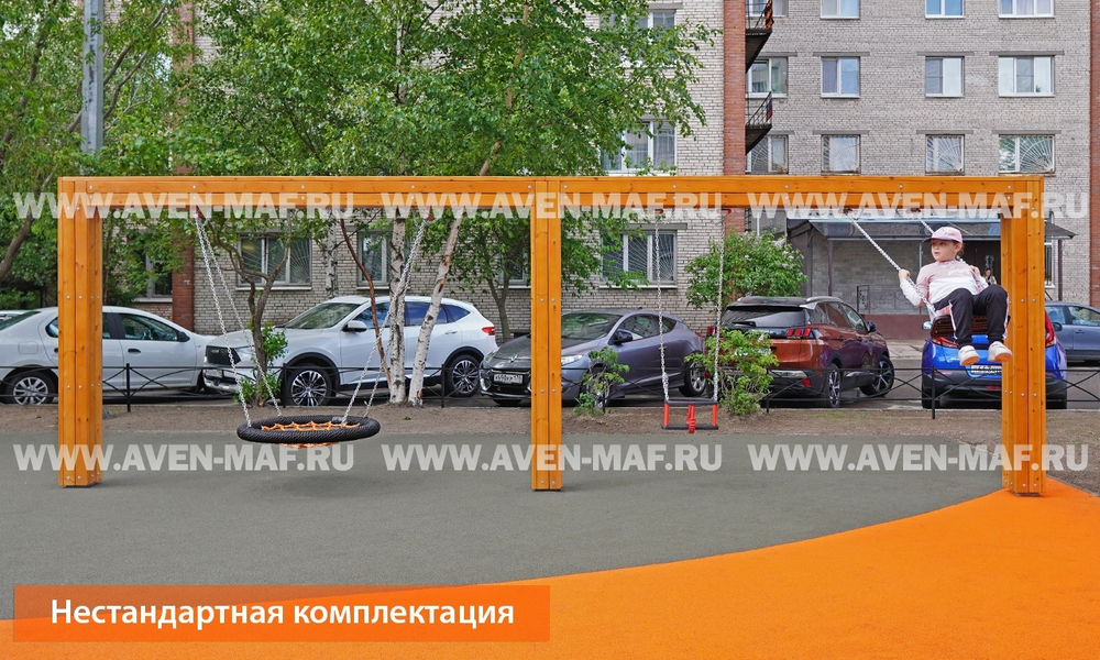 Качели маятниковые с цепными подвесами