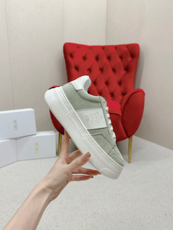 Christian Dior Star Platform Sneaker