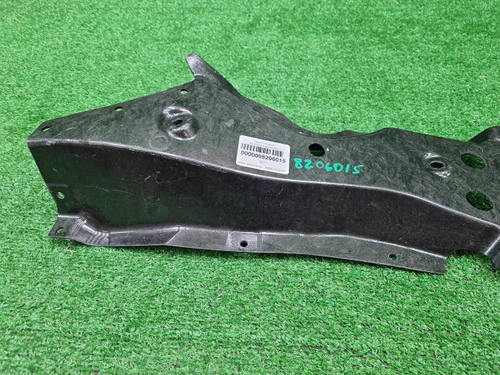 Армирующий стойки правый BMW 7er G11 (2015-2022)