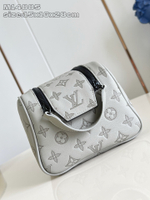Louis Vuitton Dopp Kit