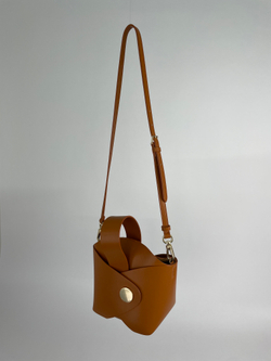 Сумка Charles & Keith