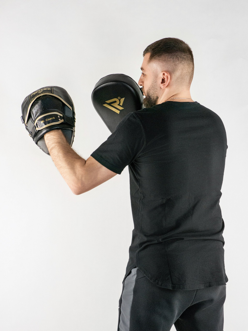 Лапы Reyvel mr.Coach (Черный)