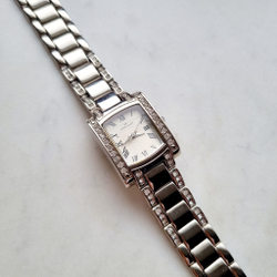Часы Anne Klein