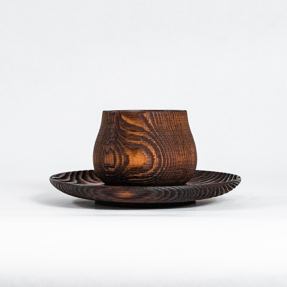 Деревянная текстурированная чайная пара (блюдце с чашкой) серии "Меренга" из сибирской сосны NC28