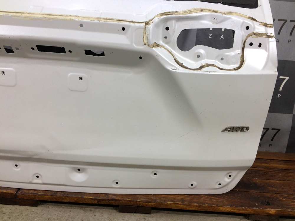 Крышка багажника Toyota RAV4 V (XA50) 18-нв Б/У Оригинал 670050R370