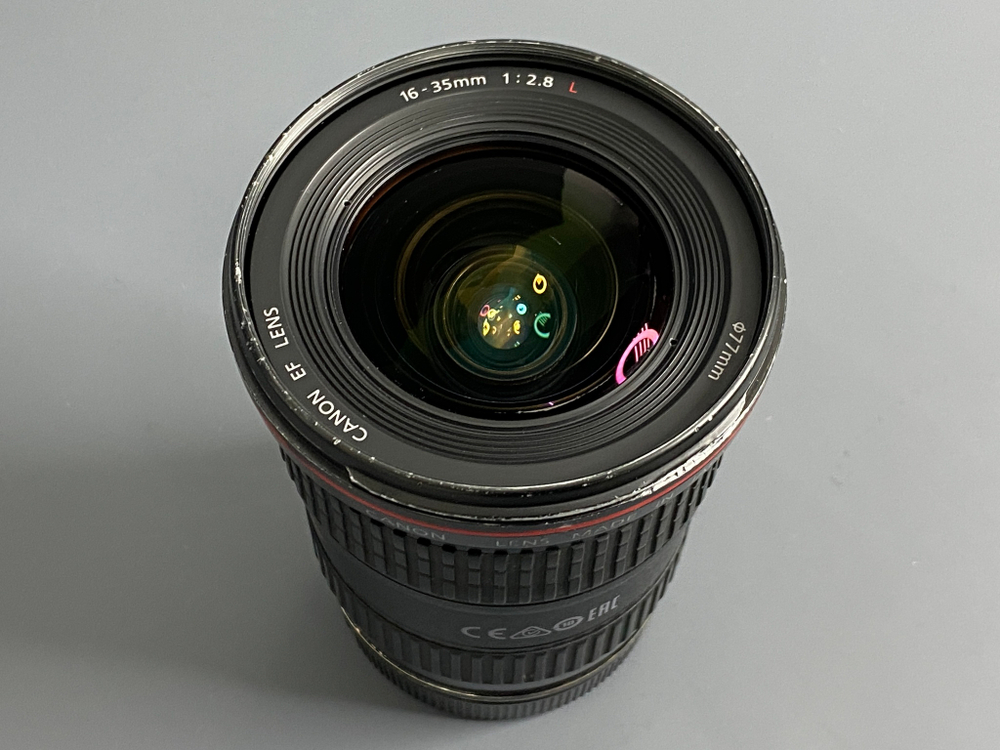 Canon 16-35mm 2.8L USM С царапинами на линзе