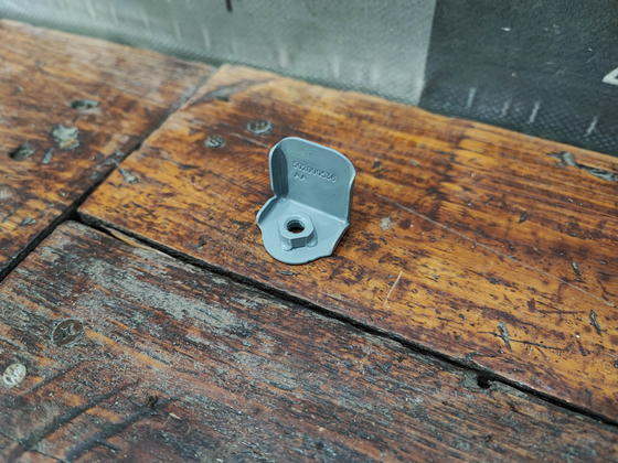 Кронштейн крыла верхний Chery Arrizо 8 22-нв Новый Оригинал 502000425AADYJ