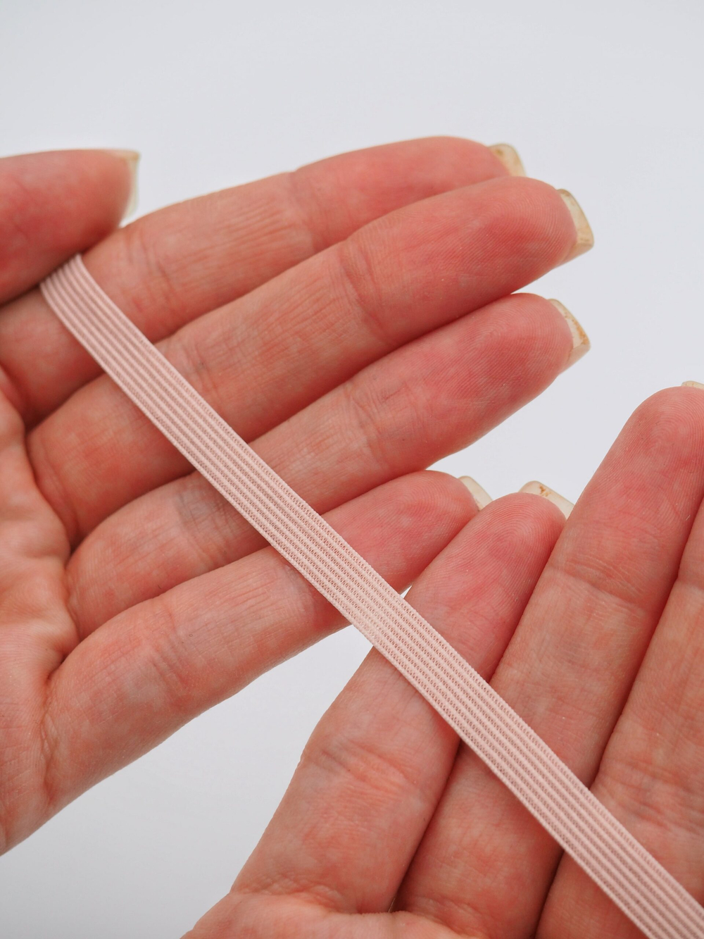Резинка узкая бельевая пудра ширина 6 мм