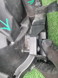 Фара правая Nissan X-Trail 2 Т31 (10-15) ксенон