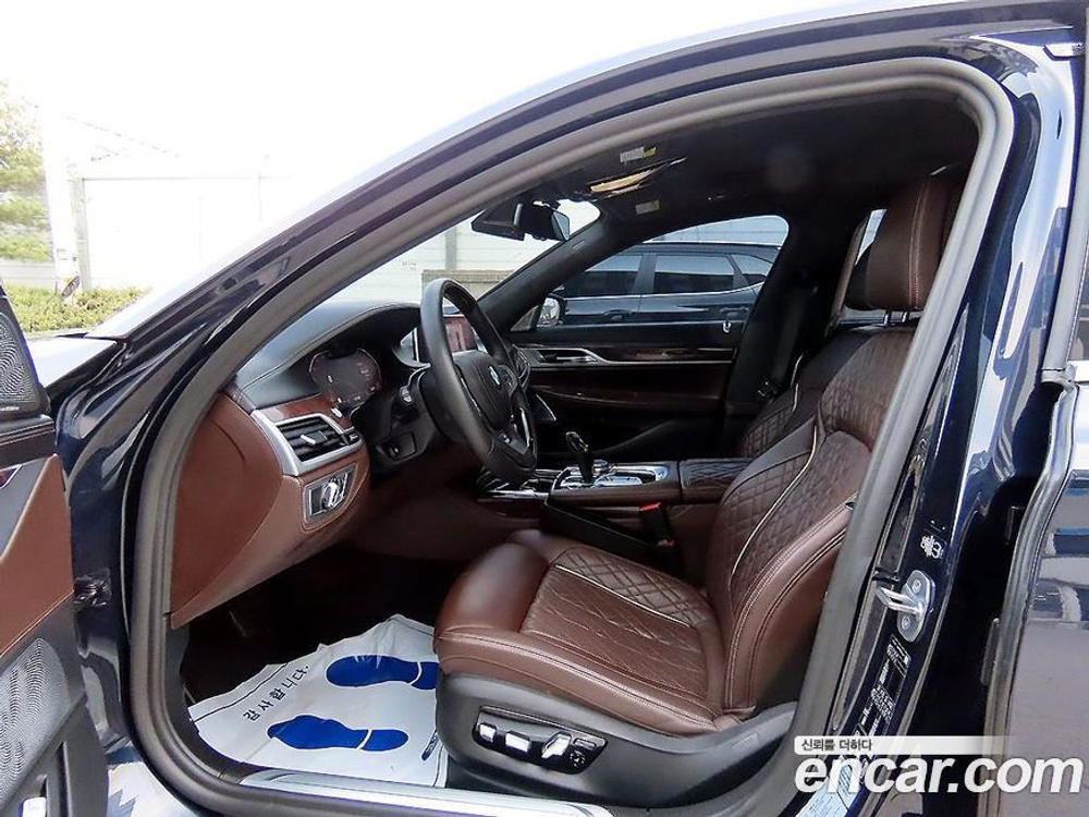 BMW 7 Series (G11) 740Li xDrive Design Pure Excellence (11.2019)