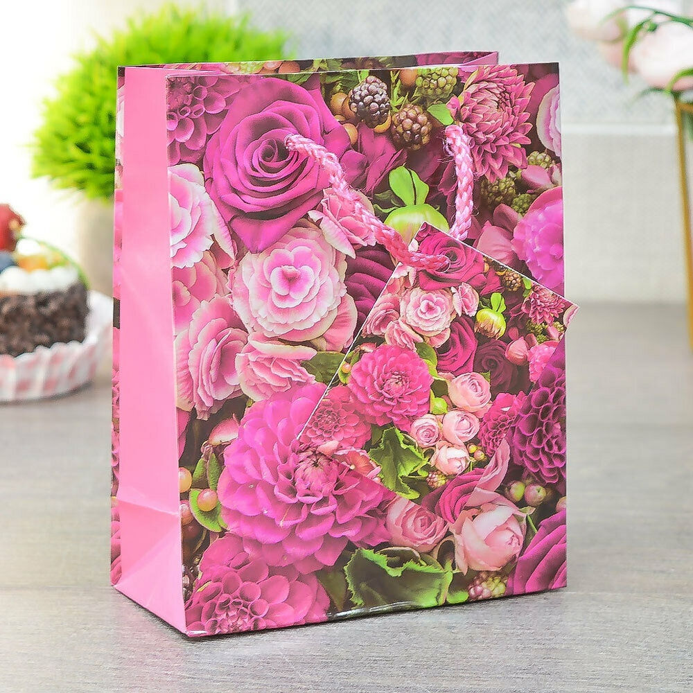 Пакет бумажный 12*15*6см с ручками "Цветы" микс