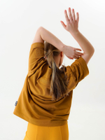 Andromeda by Vaarga футболка женская DARK MATTER CAPSULE (Кэмел)