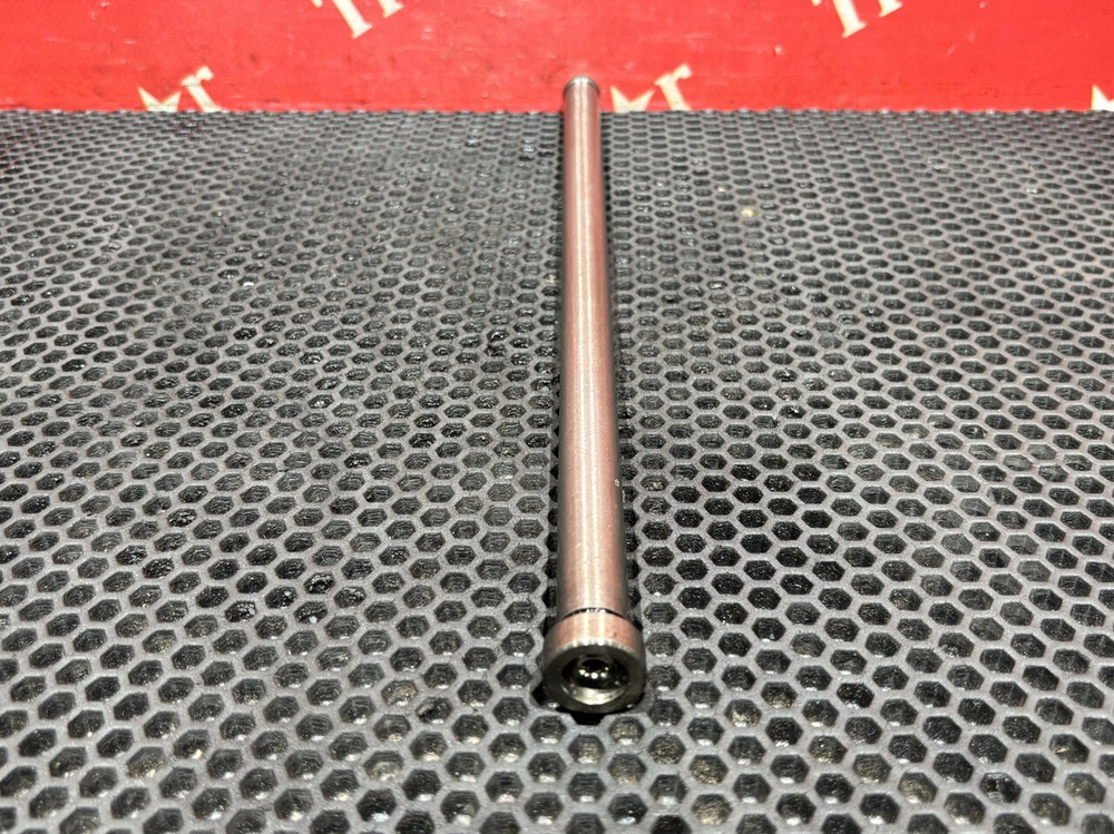 Штанга толкателя выпускного клапана