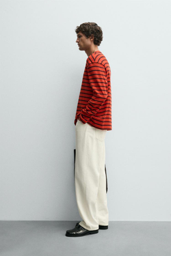 ZARA ФУТБОЛКА В ПОЛОСКУ С КОНТРАСТНЫМИ ДЕТАЛЯМИ, КРАСНЫЙ/ЧЕРНЫЙ