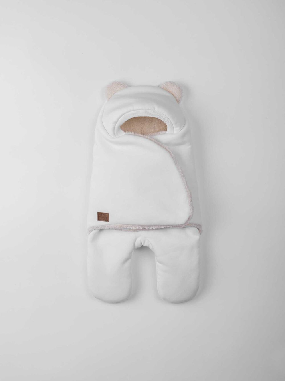 Конверт-звездочка "Молоко" с прорезями для ремней безопасности 0+