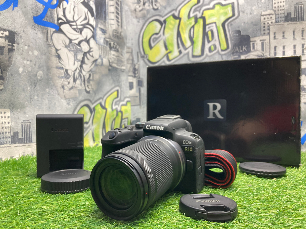 Canon EOS R10 kit RF-S 18-150mm 3.5-6.3 IS STM