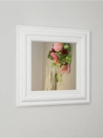 Миниатюрное настенное зеркало в раме 30*30 см