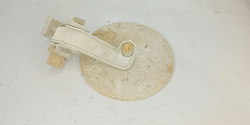Датчик аквастоп Miele 1999242 б/у
