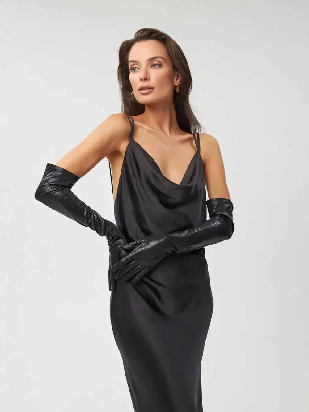 Перчатки длинные глиттер