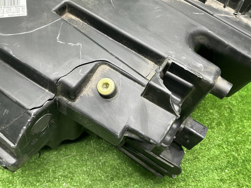 Битая Фара правая Geely Atlas Pro (2021-2025) LED