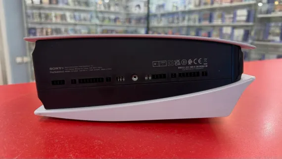 Игровая приставка Sony Playstation 5 825GB 3-Ревизия CFI-1216A SN:S01F32901HCS11946637 БУ