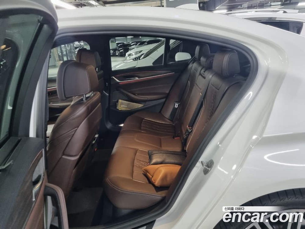 BMW 5 Series (G30) 520d xDrive M Sports Plus (07.2020)
