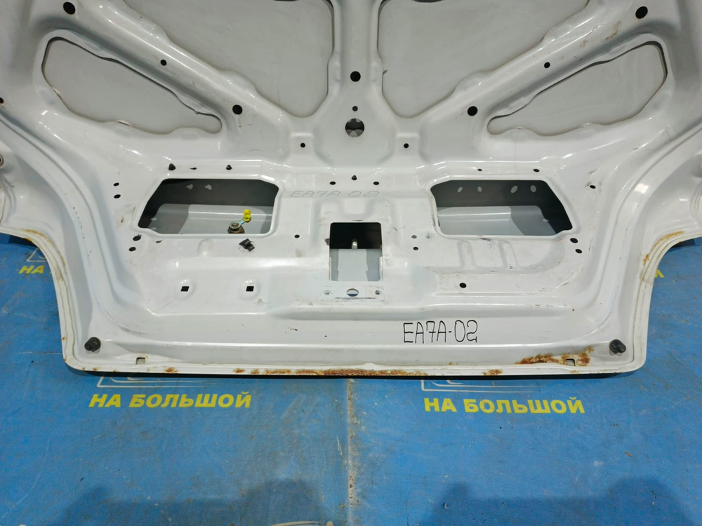 Крышка багажника MITSUBISHI GALANT 2000
