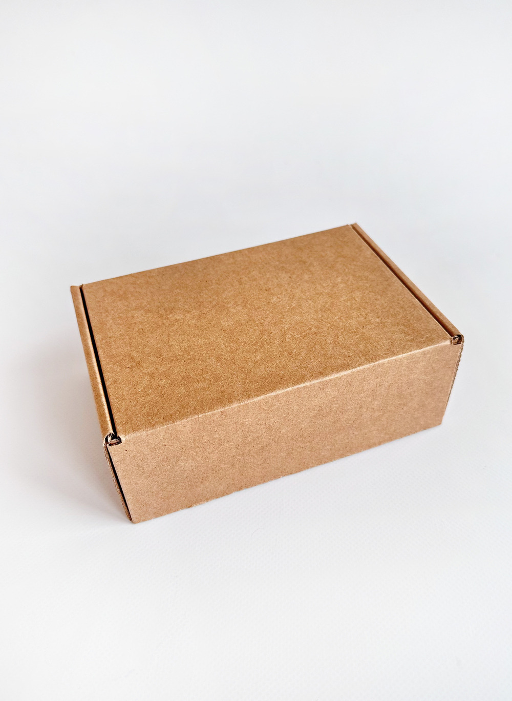 Коробка 16 х 11 х 6 см, бурая