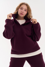 Свитшот с воротником на кнопках из футера с начесом в винном цвете