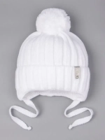 Шапка для девочки осенняя вязаная на завязках