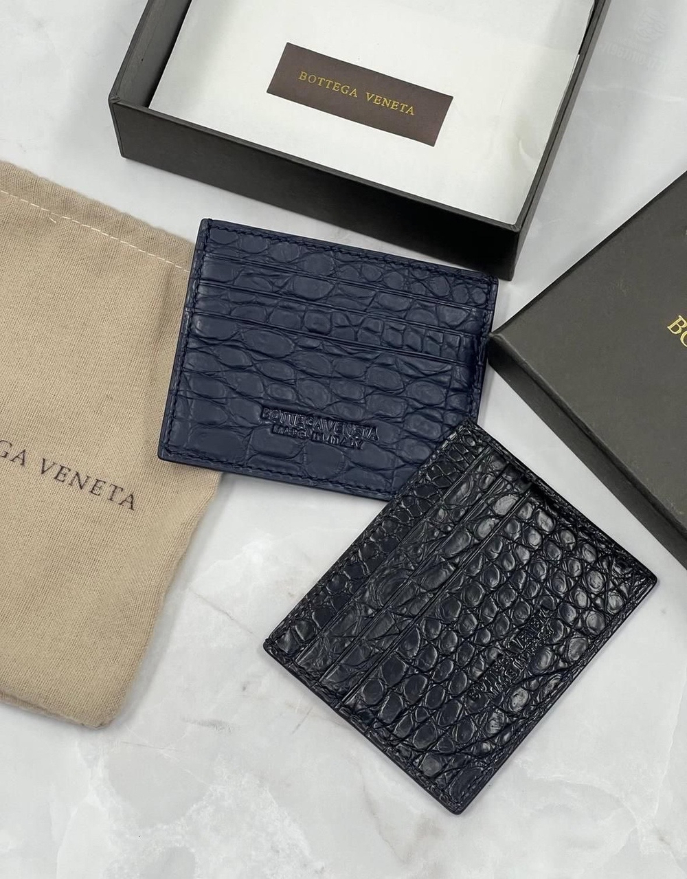 Картхолдер Bottega Veneta из кожи крокодила
