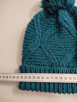 Шапка с помпоном