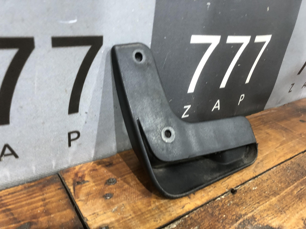 Брызговик задний правый Hyundai Creta 1 (GS) 16-21 Б/У Оригинал 86842M0100