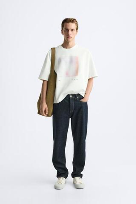 ZARA ФУТБОЛКА С ПРИНТОМ В ВИДЕ БРЫЗГ КРАСКИ, БЕЛЫЙ