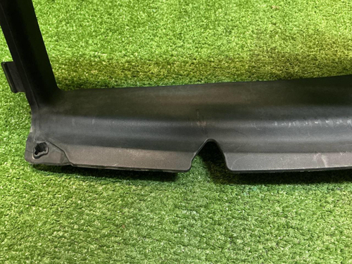 Воздуховод радиатора Porsche Macan 95b (2021-н.в.)