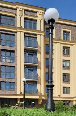 Парковый фонарь FUMAGALLI NEBO/G300. G30.202.000.AYF1R