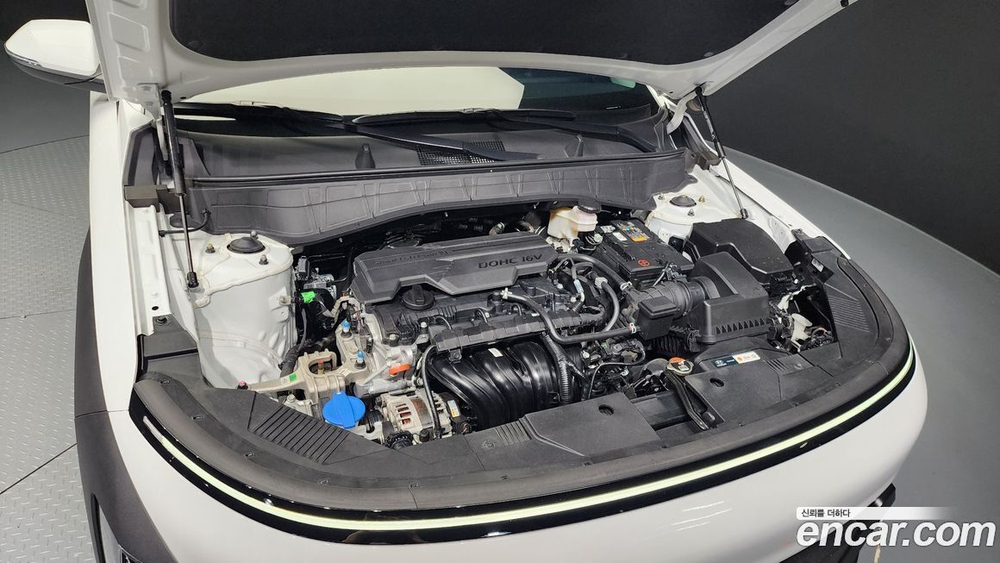 Hyundai KONA (SX2) Бензин 2.0 2WD (07.2023)