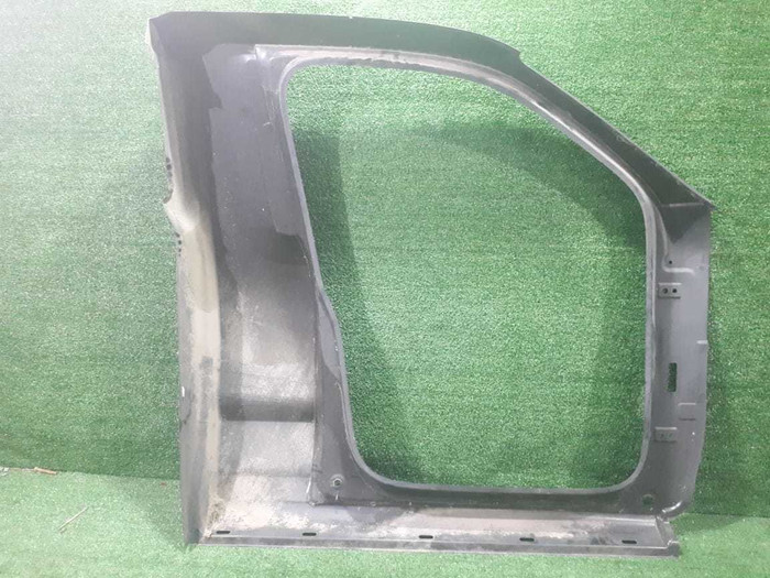 Боковина кузова левая VW Amarok (10-23) Single Cab