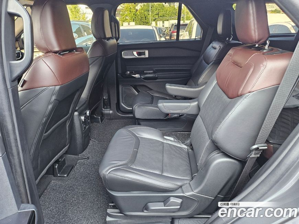 Ford Explorer 6 Generation 3.0 Platinum 4WD (12.2022)