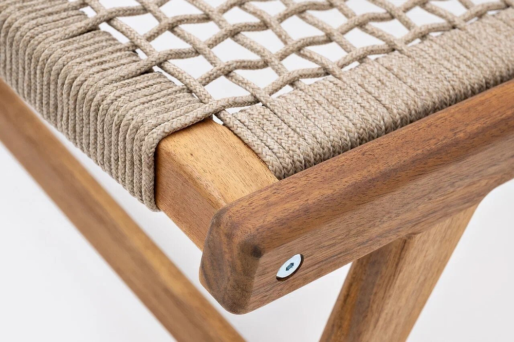 Кресло-лаунж из акации CALISTO