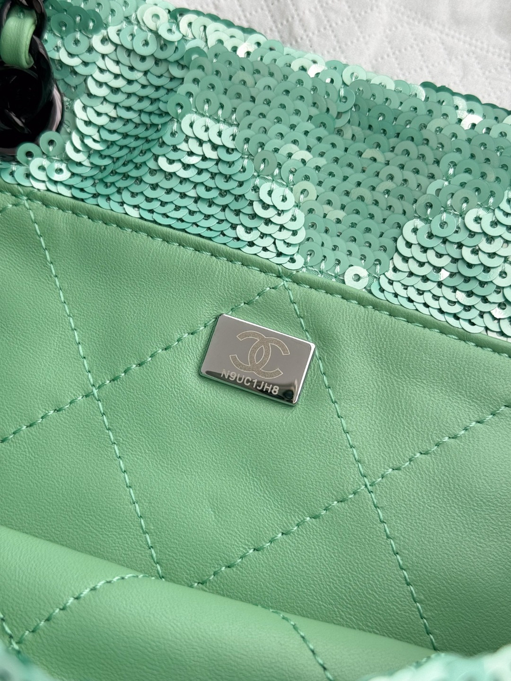 Chanel Shopping Bag 39 cm