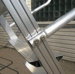 Вышка - стремянка разборная на колесах (150кг+150кг) MEGAL ВС2-5.0