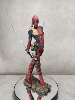 Lady Deadpool 280мм