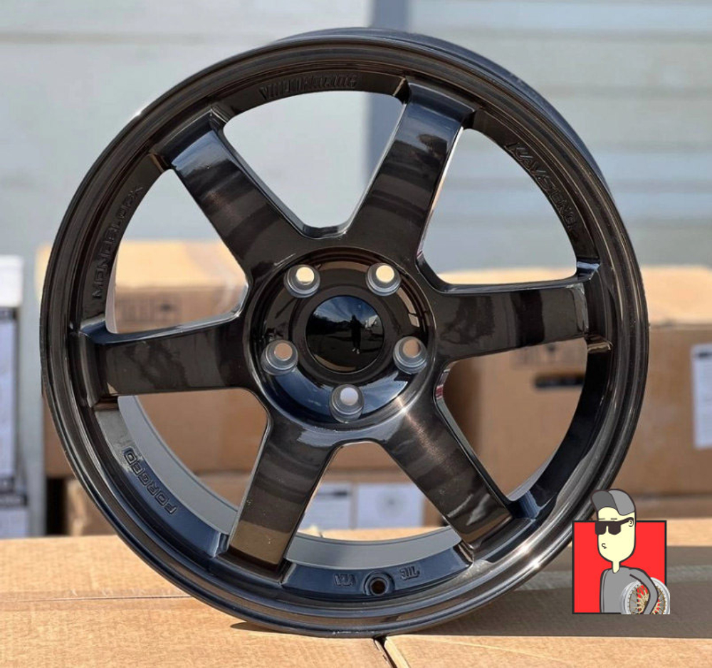 Комплект дисков Rays TE37 8244 18x8.5 et42 5x114.3