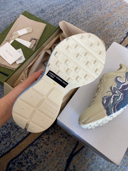 Gucci Rhyton Sneaker